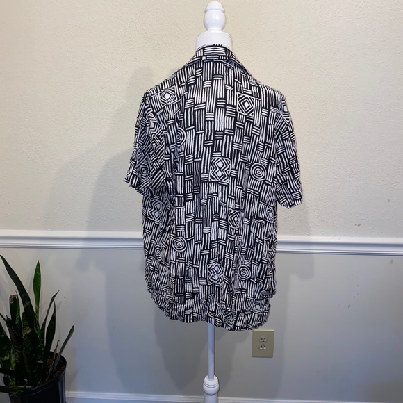 ASOS Tribal Printed Short Sleeve Button Blouse - Picture 2 of 5